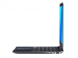 Samsung Ativ Book 9 are linii frumoase