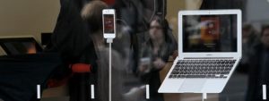 Dacă îți încarci telefonul la USB-ul laptopului, devii vulnerabil la atacuri