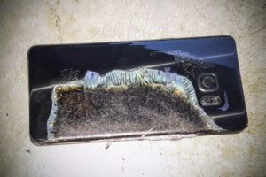 De ce explodează bateriile de la smartphone-uri? Răspunsurile specialiștilor