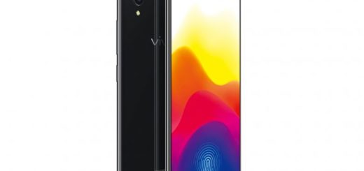 Telefonul cu scanner de amprentă futuristic: Vivo X21